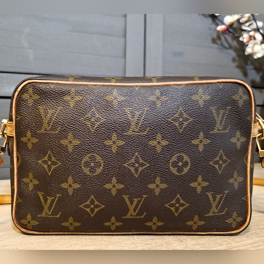Authentic LOUIS VUITTON Monogram Compiegne 23 Crossbody Bag - Picture 2 of 13